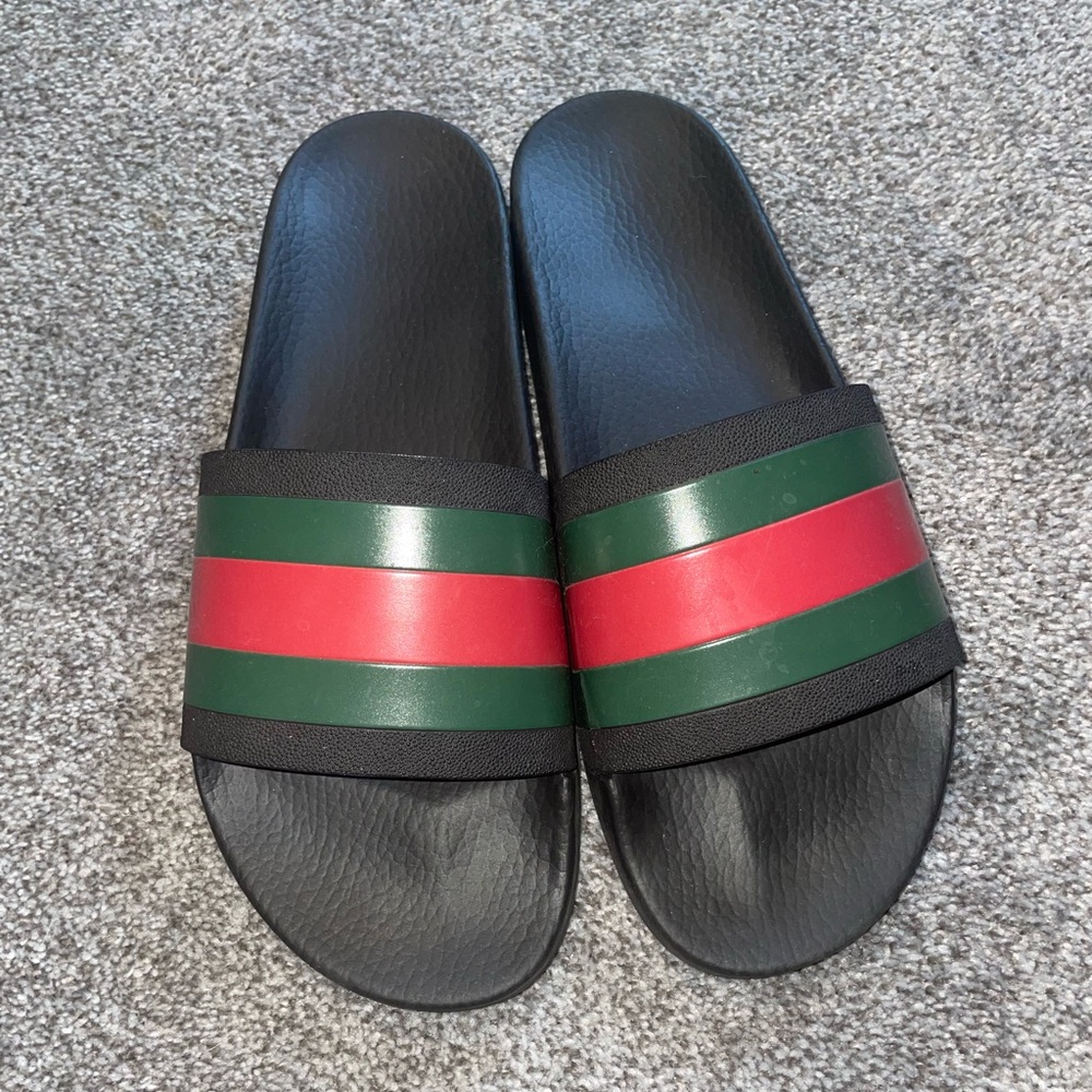 Gucci Men’s Wide Rubber Sandals
